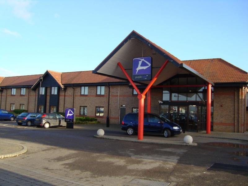 Ramada By Wyndham Cambridge Hotel Fen Drayton Luaran gambar